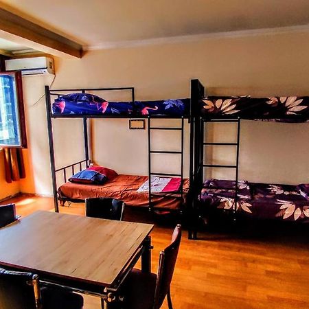 Masala Hostel Batumi Eksteriør bilde