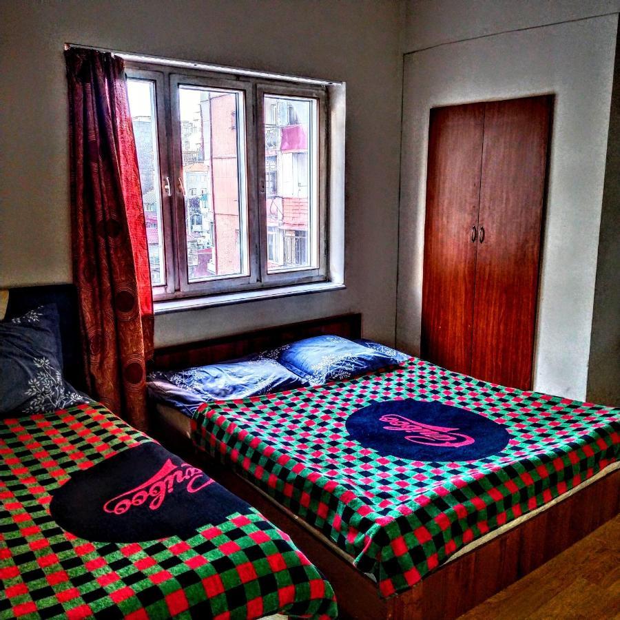 Masala Hostel Batumi Eksteriør bilde