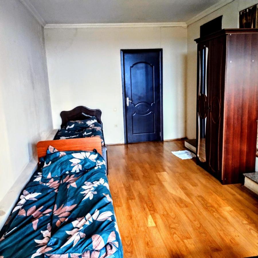 Masala Hostel Batumi Eksteriør bilde